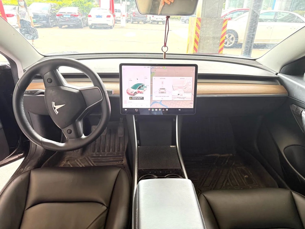 Tesla Model 3 2020 #2 Tesla Model 3 2020 car image #2