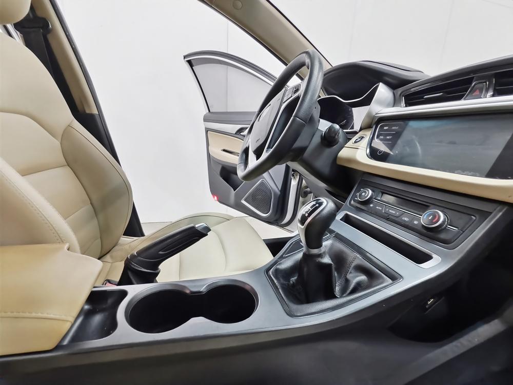 GEELY Emgrand 2018 #12 GEELY Emgrand 2018 car image #12