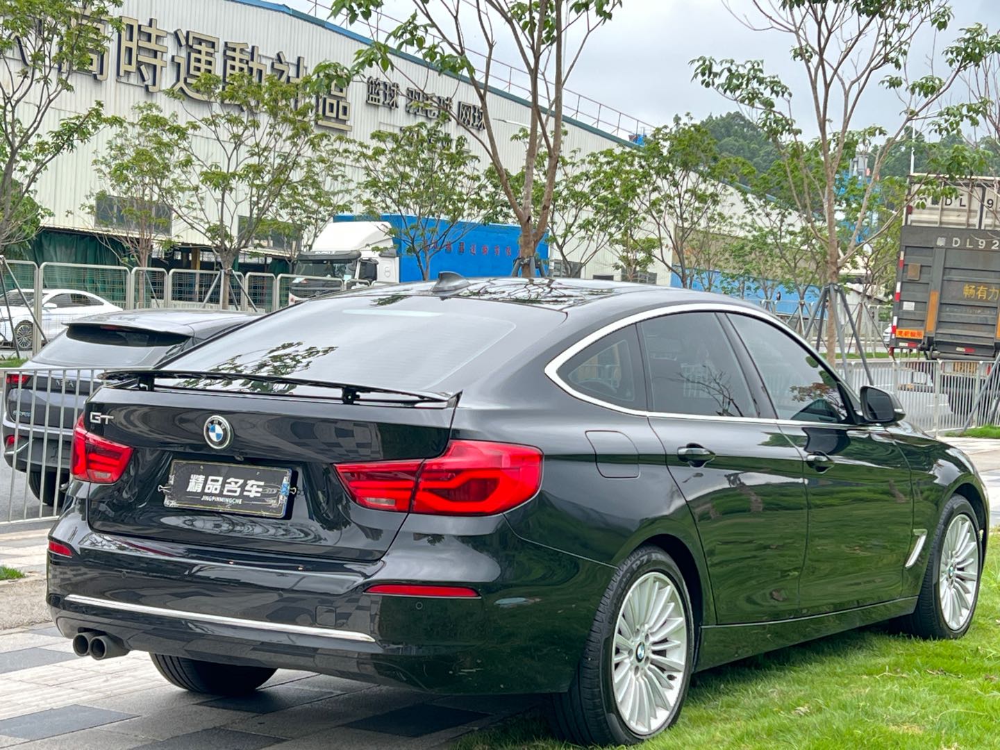 BMW 3 Series GT 2019 #15 BMW 3 Series GT 2019 car image #15