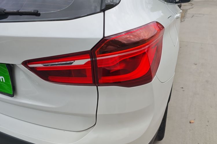 BMW X1 2017 #8 BMW X1 2017 car image #8
