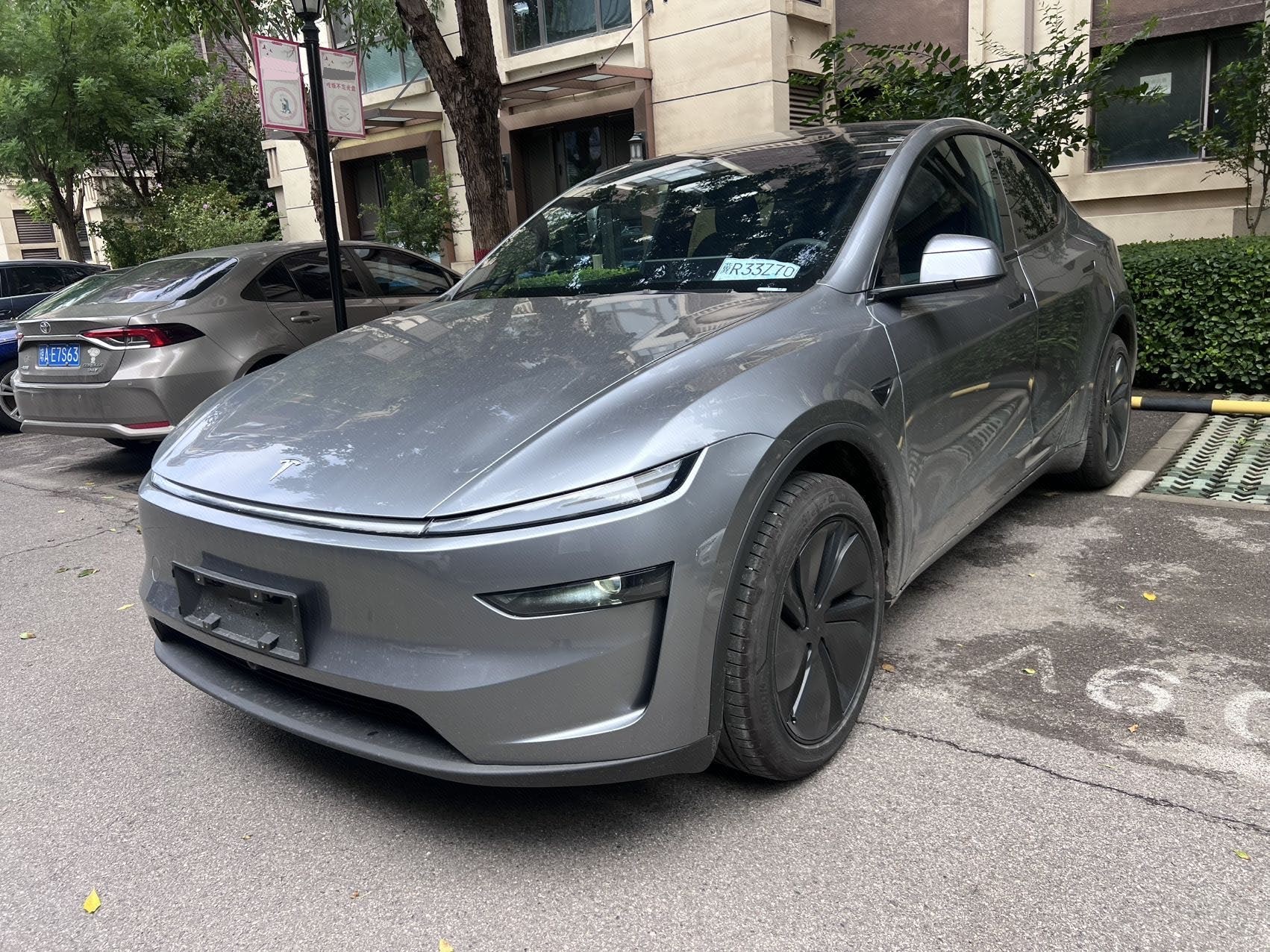 Tesla Model Y 2026 car image 