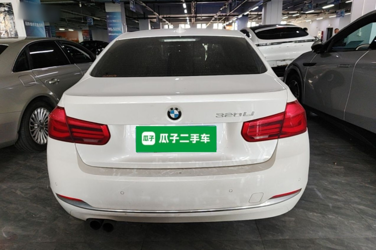 BMW 3 Series 2017 #6 BMW 3 Series 2017 car image #6