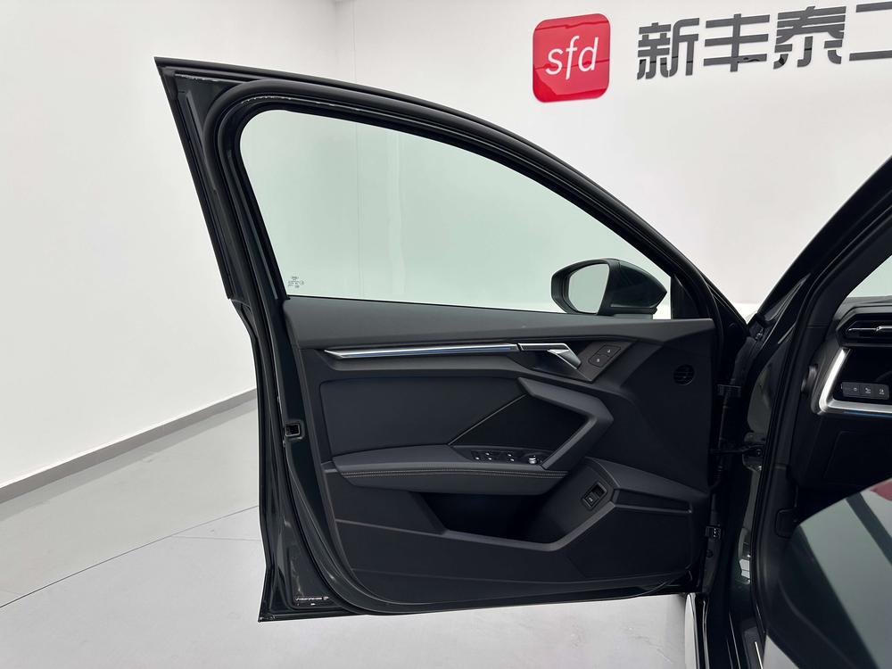 Audi A3 2023 صورة سيارة #27