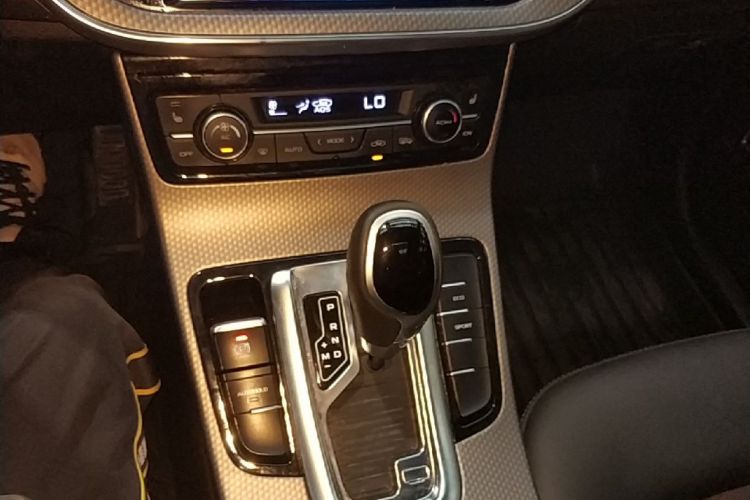 GEELY Emgrand GS 2017 imagem de carro #14