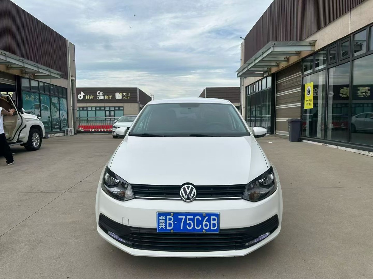 Volkswagen Polo 2018 Volkswagen Polo 2018 immagine di auto