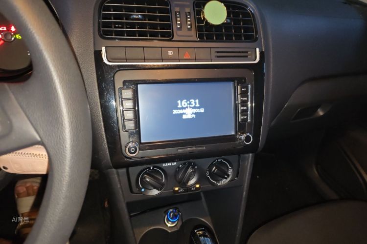 Volkswagen Polo 2016 #15 Volkswagen Polo 2016 car image #15
