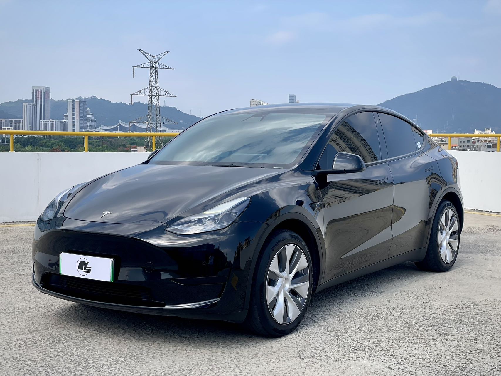 Tesla Model Y 2023 Tesla Model Y 2023 car image