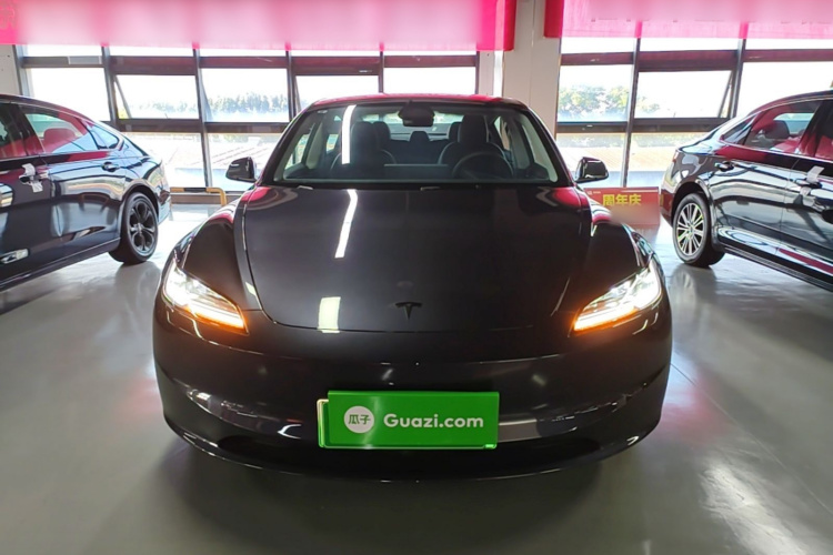 Tesla Model 3 2026 #3 Tesla Model 3 2026 car image #3