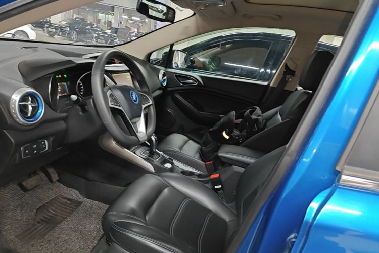 BYD Yuan New Energy 2019 #15 BYD Yuan New Energy 2019 car image #15