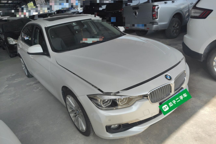BMW 3 Series 2018 car image #4