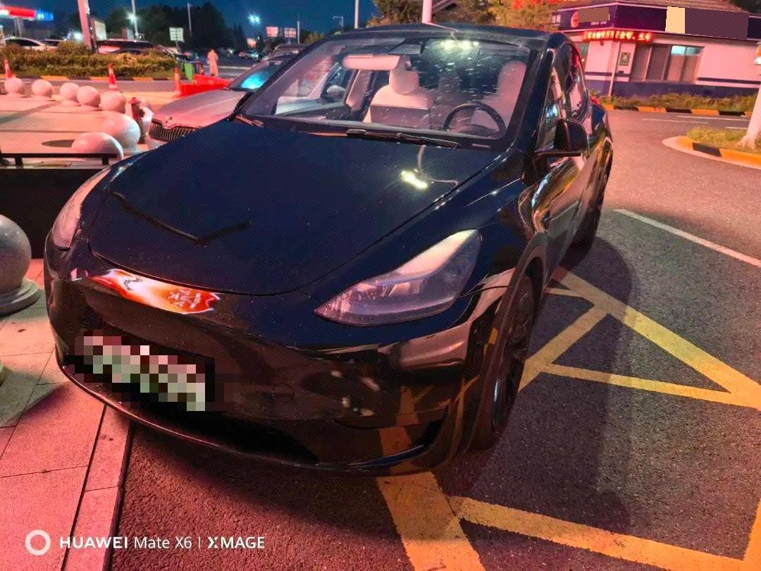 Tesla Model Y 2022 car image 