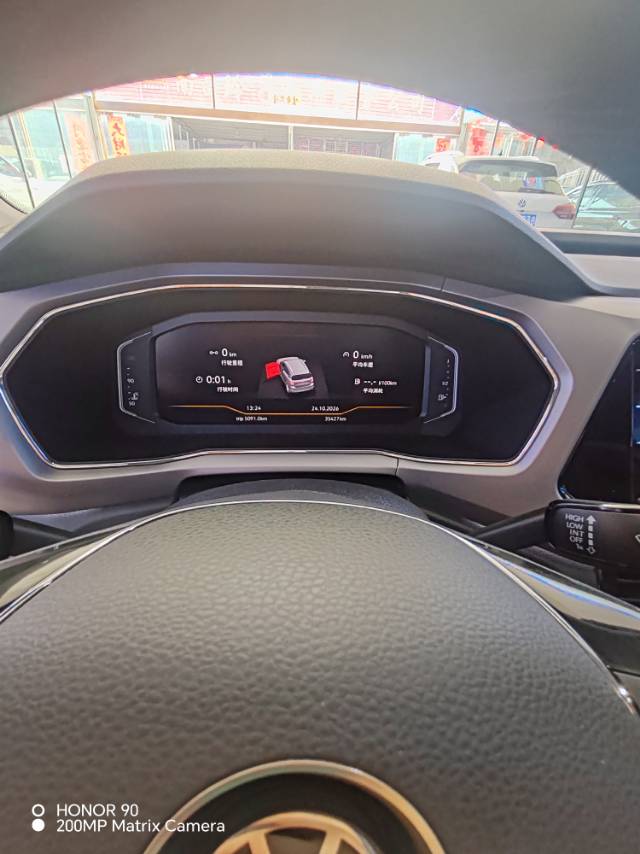 Volkswagen T-Cross 2021 #9 Volkswagen T-Cross 2021 صورة سيارة #9