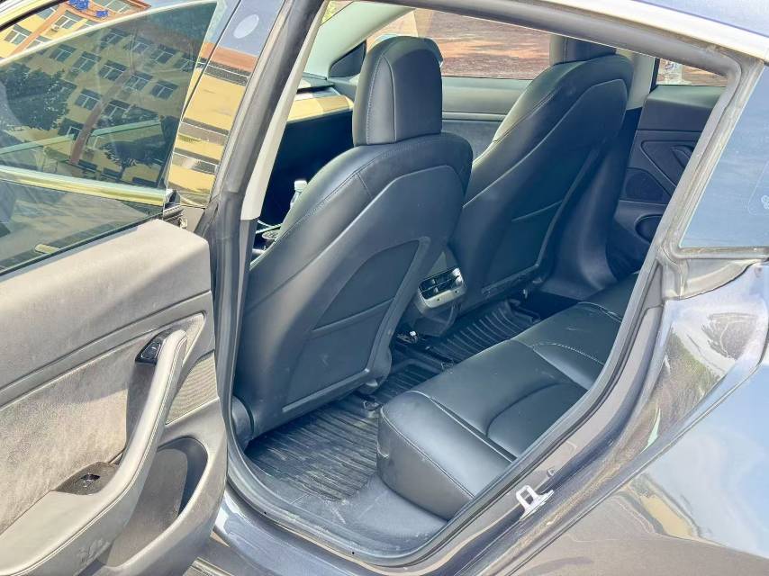 Tesla Model 3 2020 car image #8