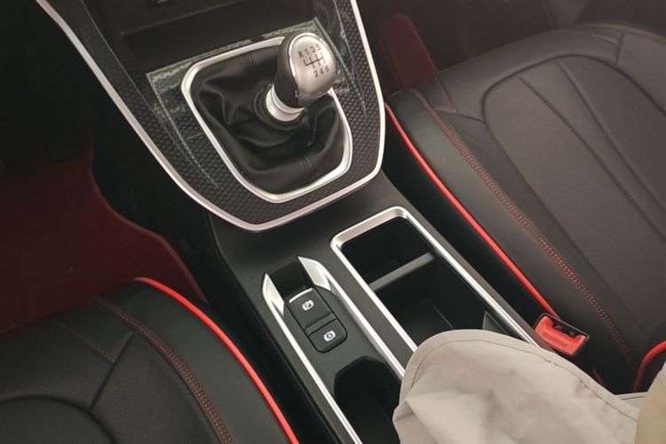 Haval M6 2023 #18 Haval M6 2023 car image #18