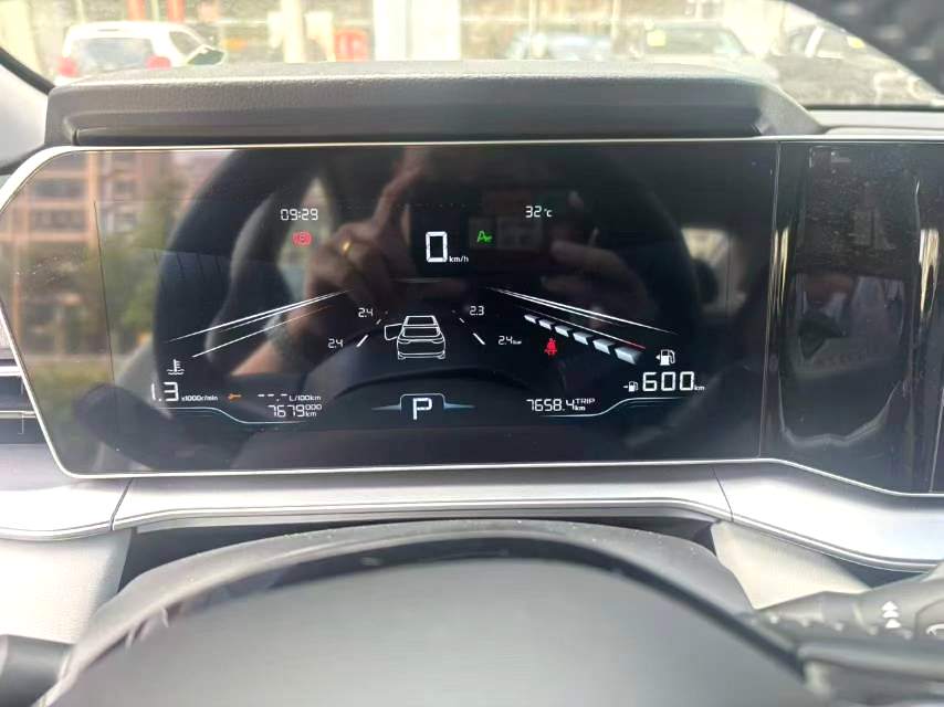 GEELY Binray 2024 صورة سيارة #5