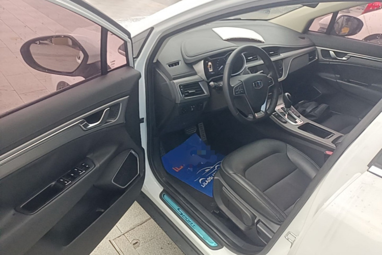 GEELY Emgrand GS 2018 #16 GEELY Emgrand GS 2018 car image #16