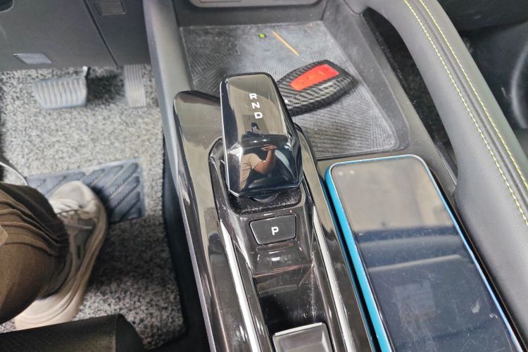 GEELY Coolray 2023 imagen de coche #18