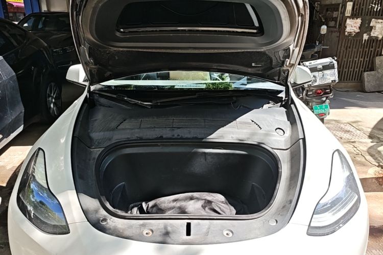 Tesla Model Y 2022 #22 Tesla Model Y 2022 immagine di auto #22