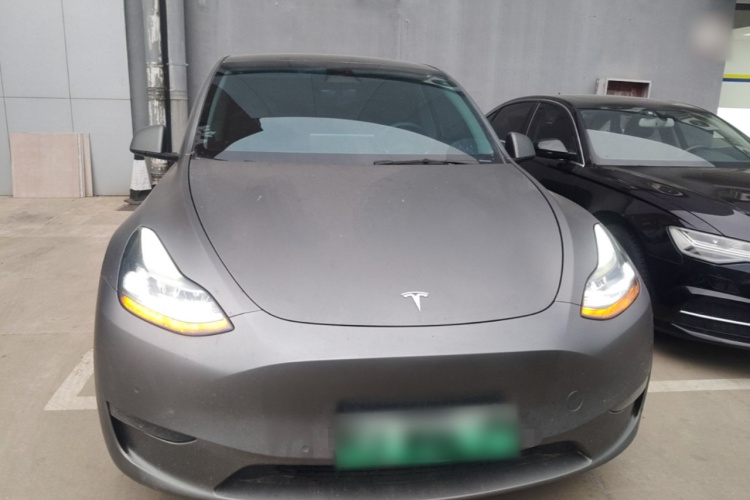 Tesla Model Y 2022 #3 Tesla Model Y 2022 car image #3