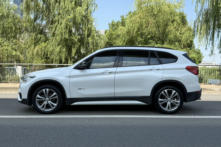 BMW X1 2017 #9 BMW X1 2017 car image #9