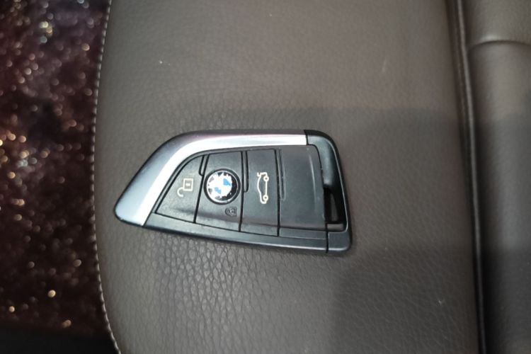 BMW X1 2018 #9 BMW X1 2018 car image #9