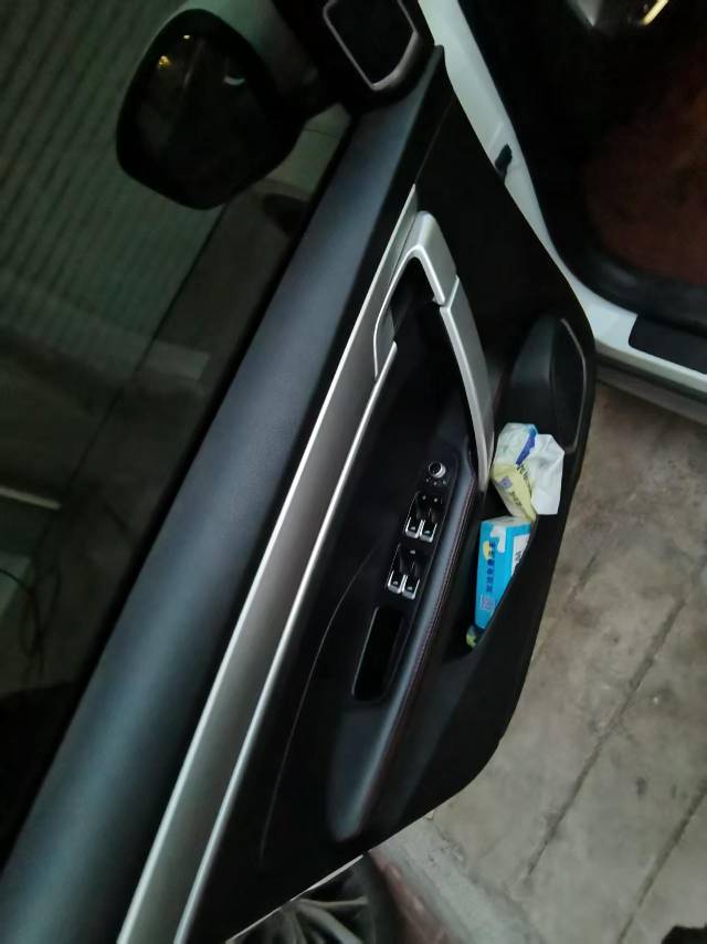 GEELY Coolray New Energy 2022 car image #4