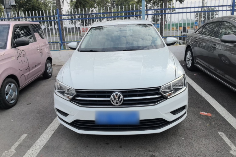 Volkswagen Bora 2017 car image #3