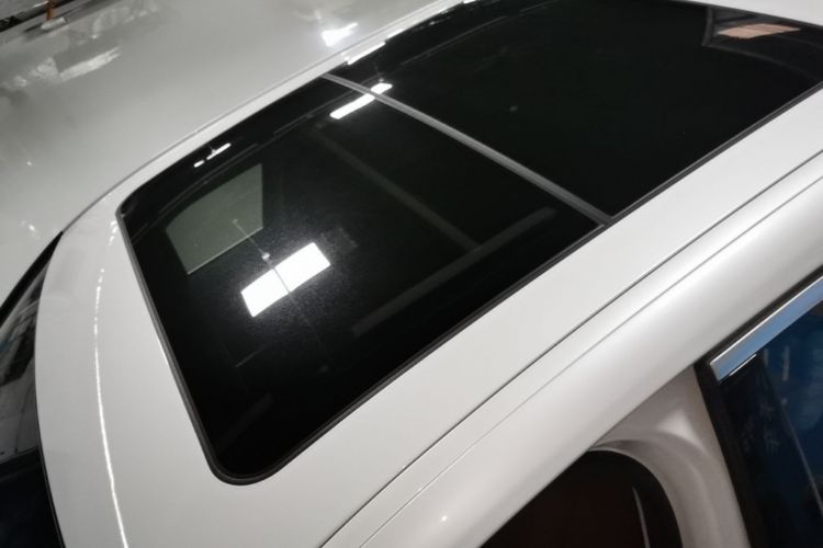 BMW 3 Series 2024 car image #25