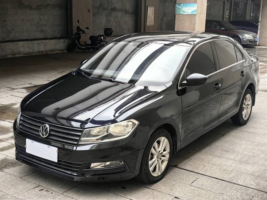 Volkswagen Santana 2019 car image 
