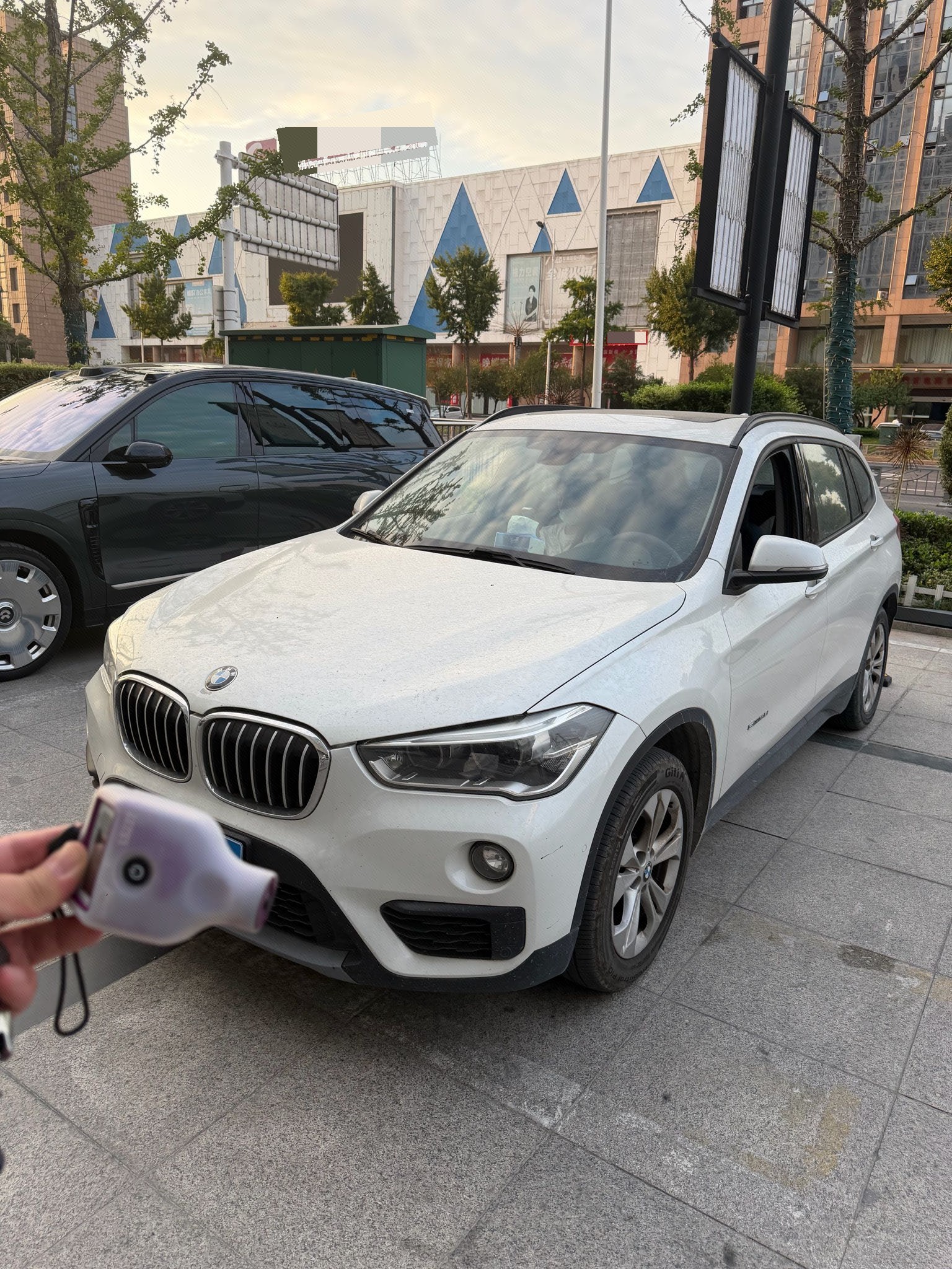 BMW X1 2017 BMW X1 2017 car image