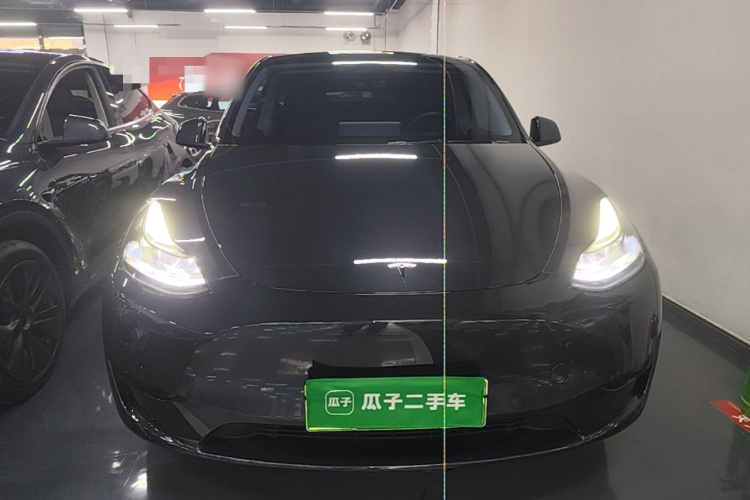 Tesla Model Y 2024 car image #3