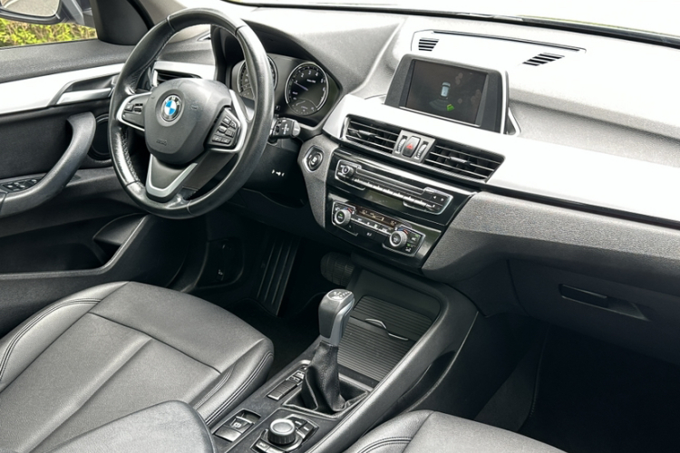 BMW X1 2018 #15 BMW X1 2018 immagine di auto #15