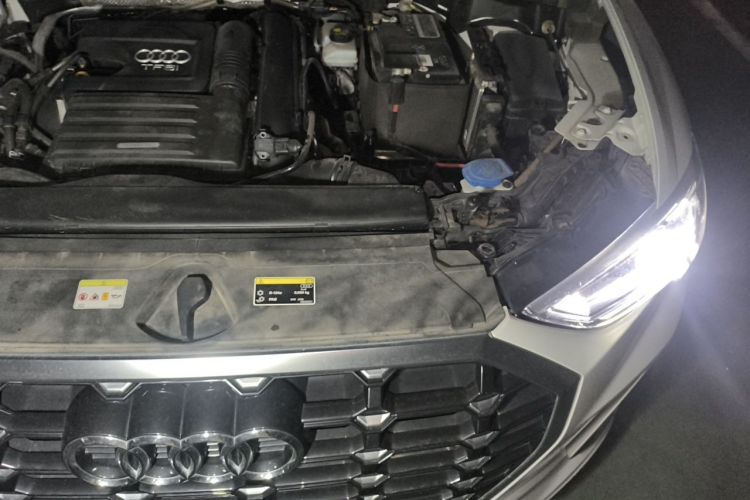 Audi Q3 2021 #23 Audi Q3 2021 car image #23