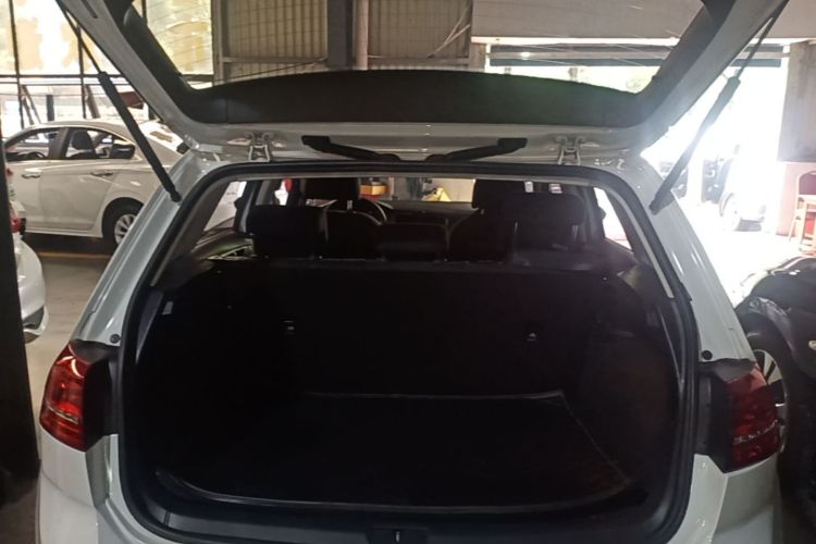 Volkswagen Golf 2017 #19 Volkswagen Golf 2017 car image #19