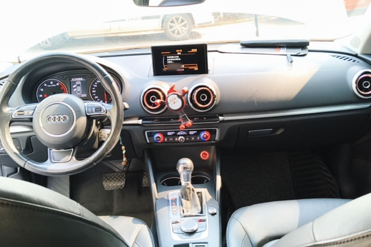 Audi A3 2017 car image #10