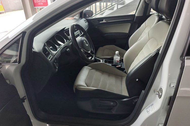 Volkswagen Golf 2017 #19 Volkswagen Golf 2017 car image #19