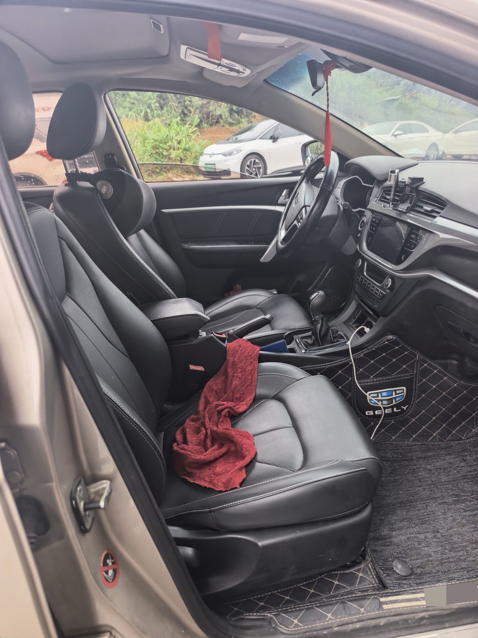 GEELY Emgrand 2018 car image #3