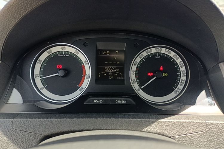 Skoda Rapid 2018 #12 Skoda Rapid 2018 image de voiture #12