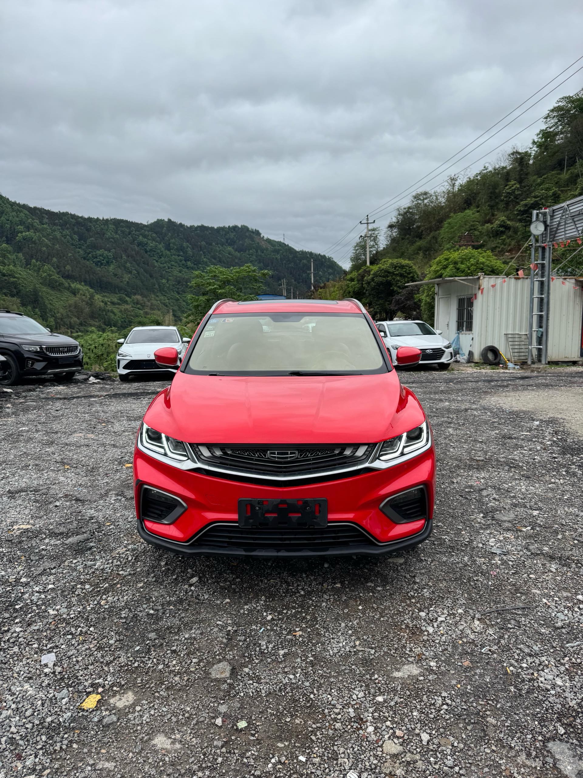 GEELY Coolray 2019 car image #2