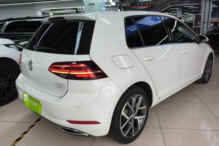 Volkswagen Golf 2019 #7 Volkswagen Golf 2019 car image #7