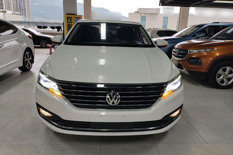 Volkswagen Lavida 2019 #3 Volkswagen Lavida 2019 car image #3