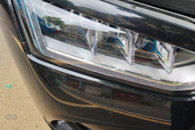 BYD Han 2023 car image #8
