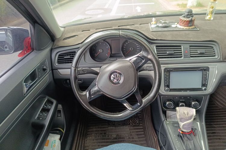 Volkswagen Lavida 2015 car image #11