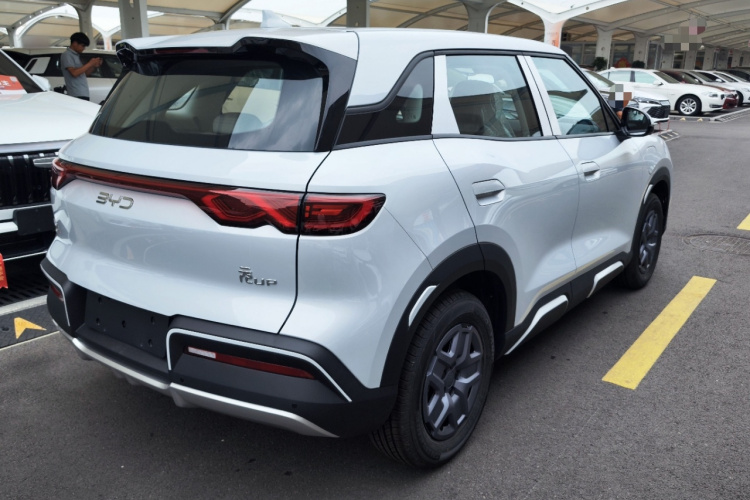 BYD YuanUP 2025 car image #7