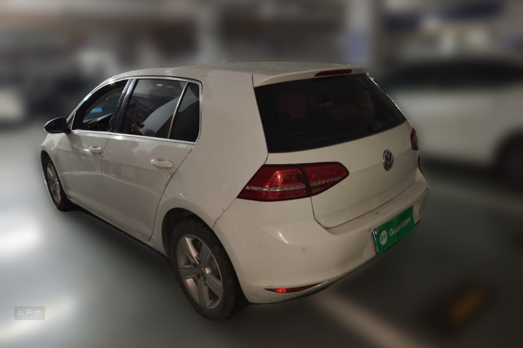 Volkswagen Golf 2015 car image #5