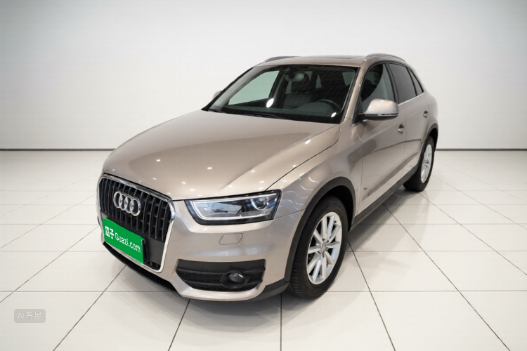 Audi Q3 2014 car image #2