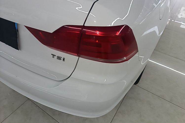 Volkswagen Santana 2019 #8 Volkswagen Santana 2019 car image #8