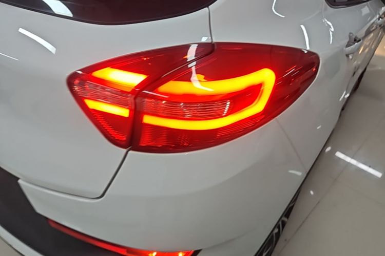 GEELY Emgrand GS 2017 immagine di auto #8