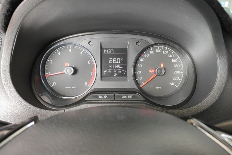 Volkswagen Polo 2015 #12 Volkswagen Polo 2015 car image #12