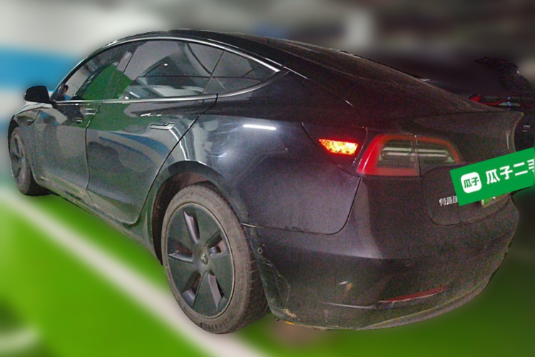 Tesla Model 3 2021 car image #5